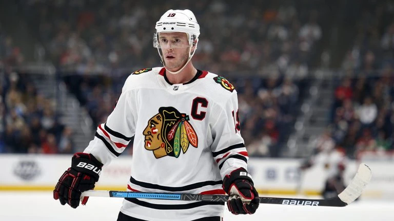 Jonathan Toews pertimbangkan comeback