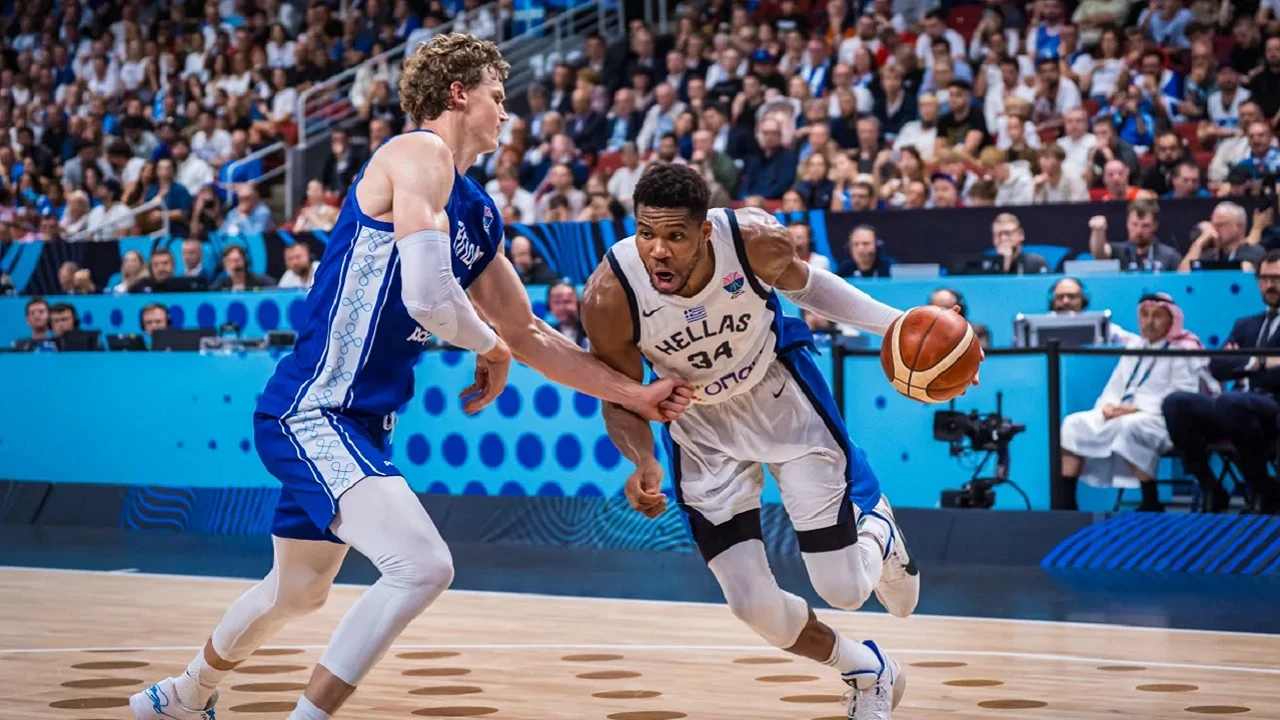 Giannis Antetokounmpo Berharap Bisa Inspirasi Anak Muda Yunani