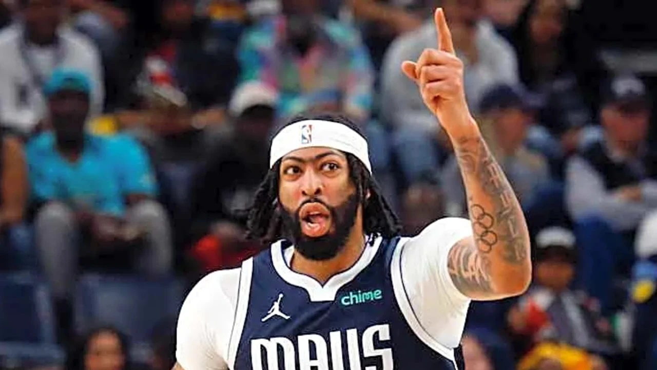 Anthony Davis Mengirim Pesan yang Samardi Medsos