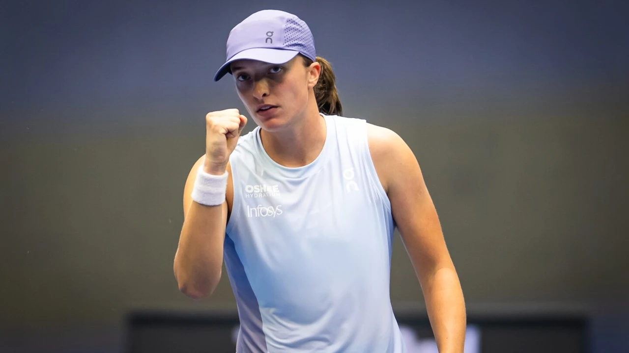 Cori Gauff Mati-Matian Tahan Laju Leylah Annie Fernandez Di Beijing