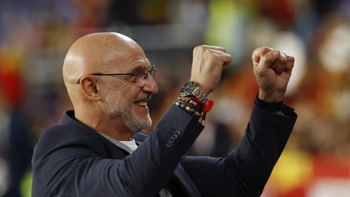 De La Fuente Mengkritik Barcelona karena Tidak Jujur Mengenai Yamal