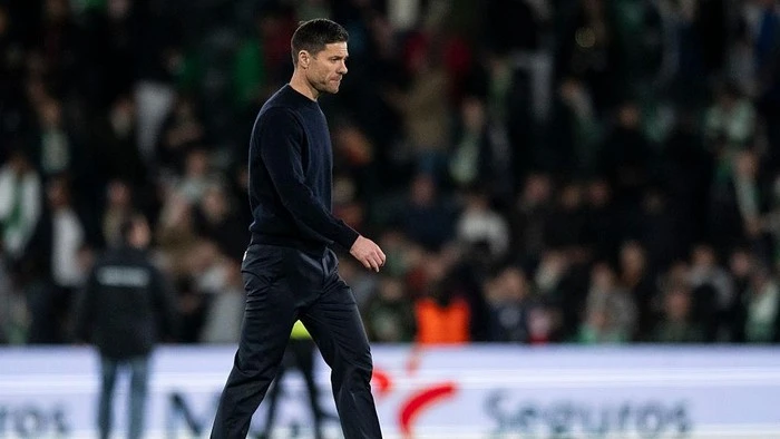 Madrid Lanjutkan Puasa Kemenangan, Alonso Bantah Ada Krisis