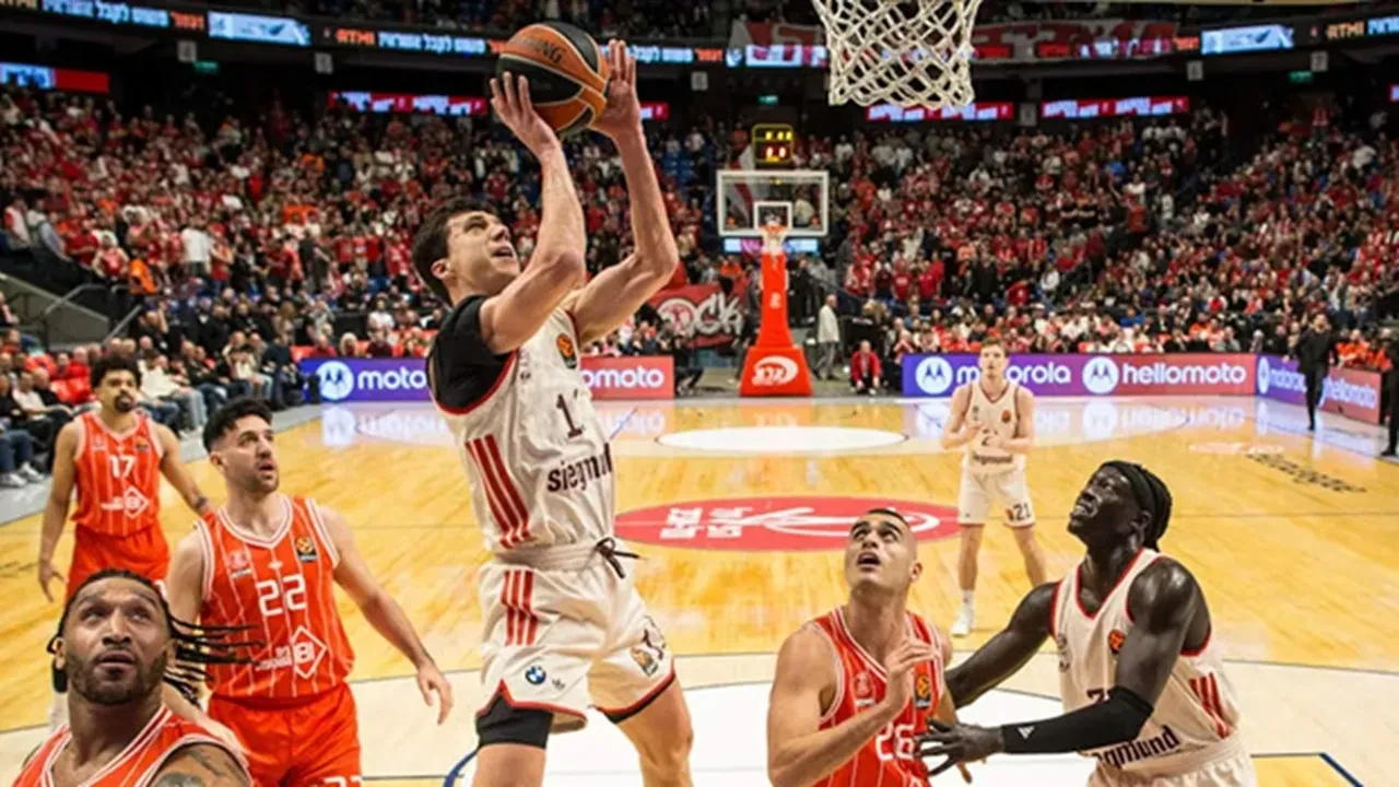 Bayern Munich Catat Kemenangan Besar Lawan Hapoel