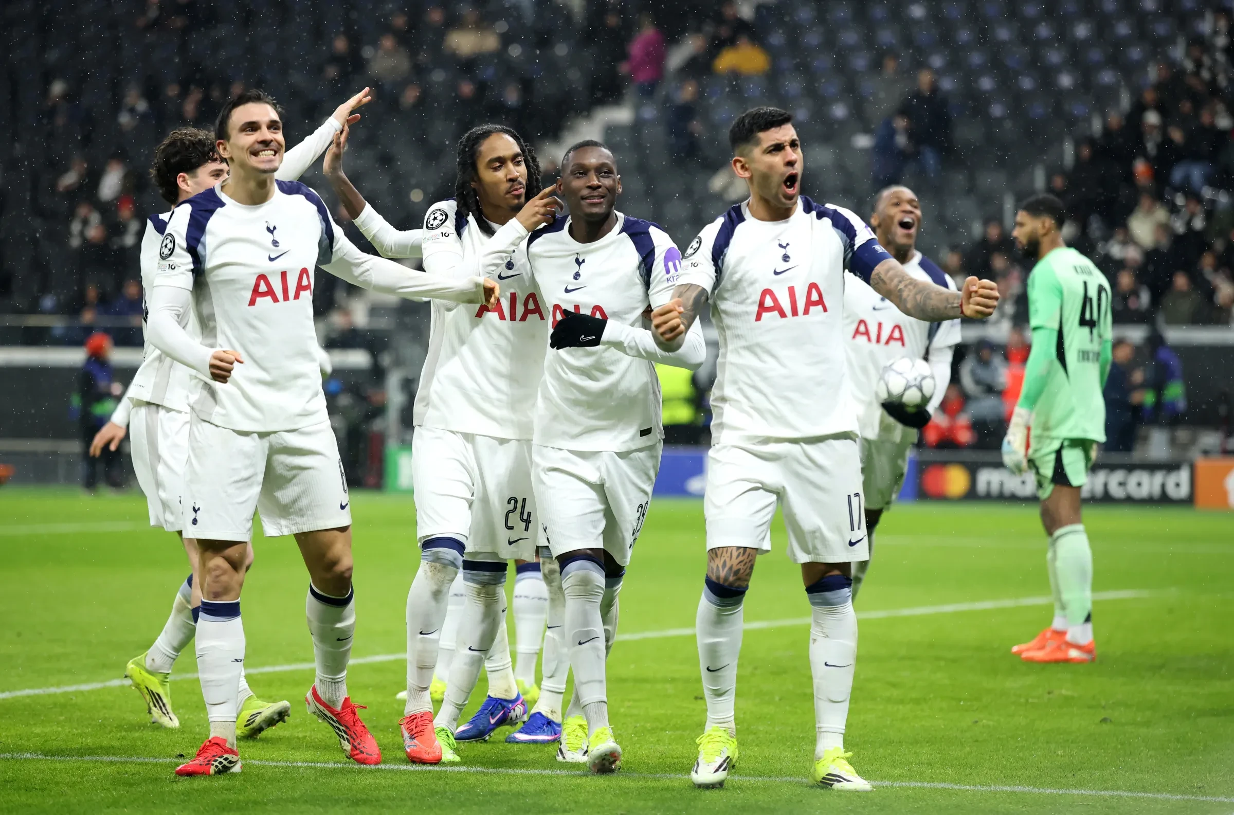 Jika Tottenham Terdegradasi, Xavi Simons Disebut Bisa Langsung Hengkang